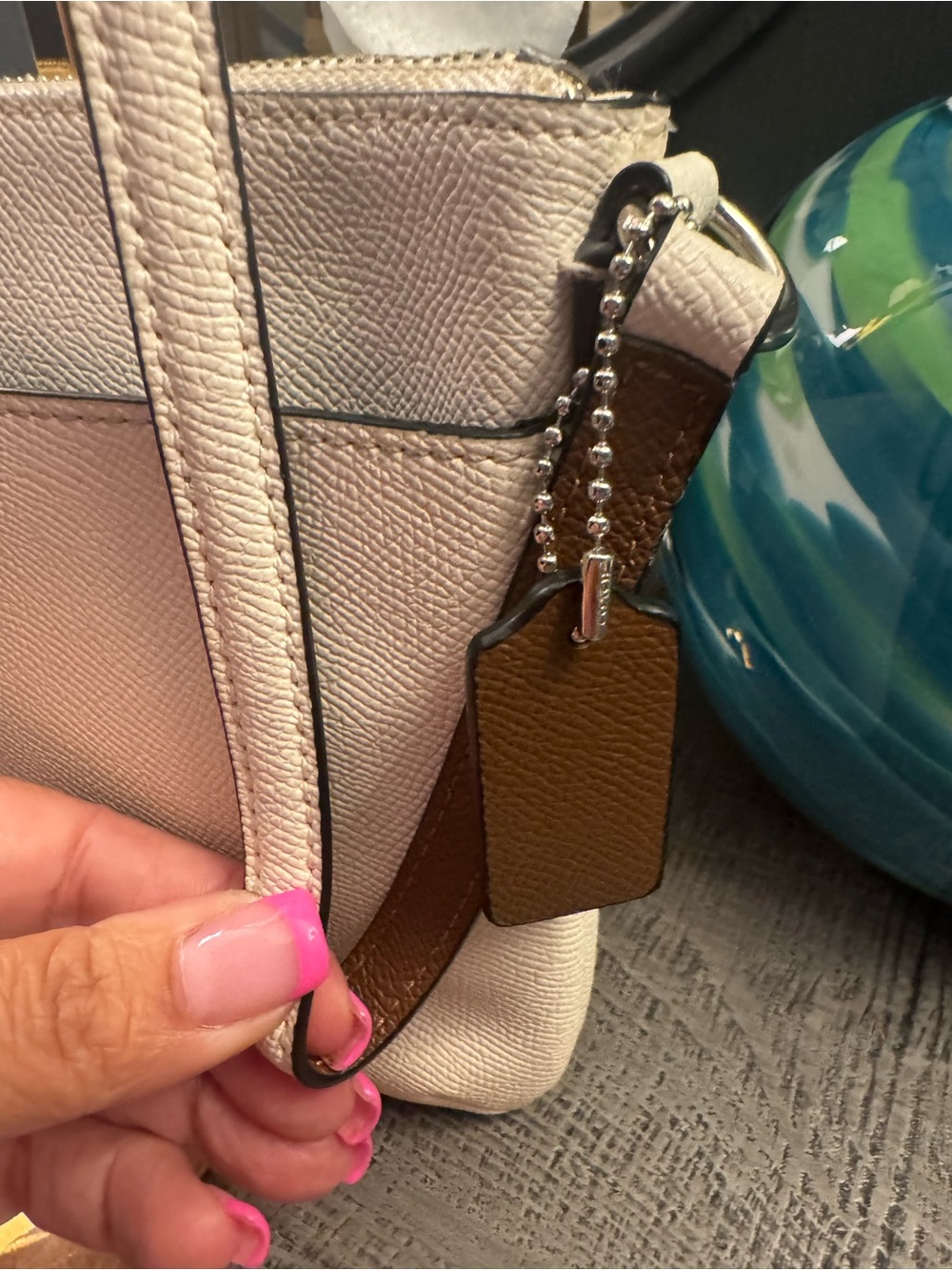 Coach Crossbody Bag in Ivory and Brown - Picture 3 of 12